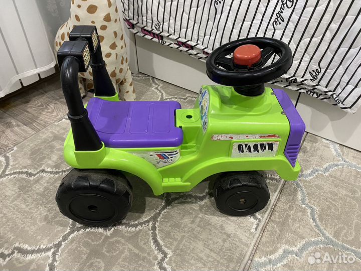 Машинка-каталка