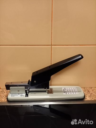 Степлер Berlingo №23