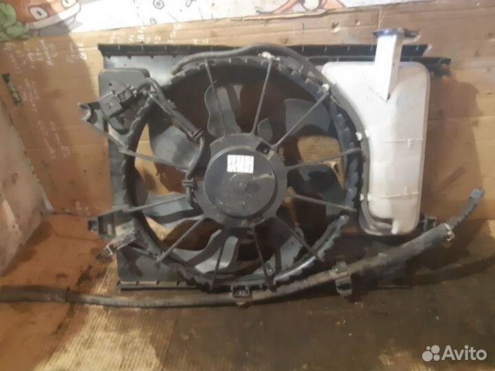 Диффузор вентилятора Kia Soul