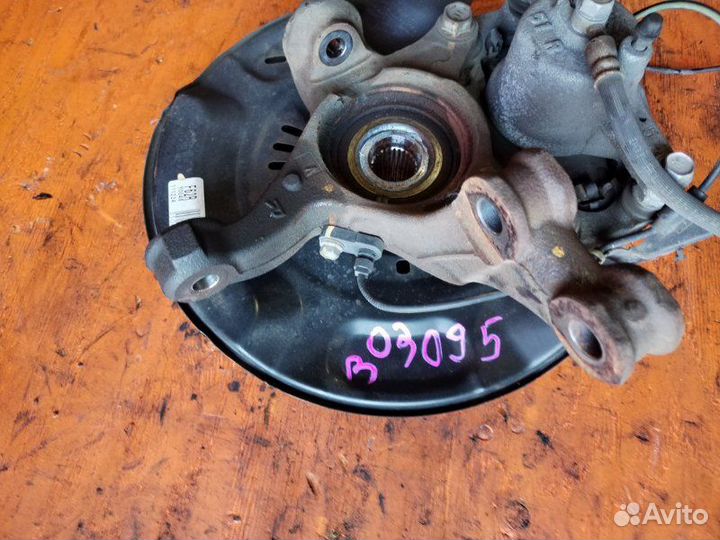 Ступица передняя правая Toyota Aqua NHP10 1NZ-FXE