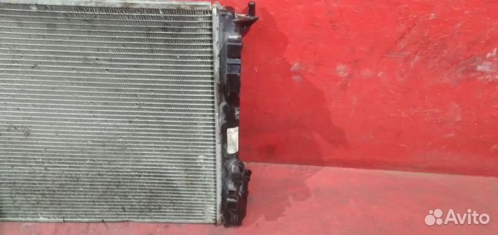 Логан радиатор охлаждения Сандеро 1 Ларгус