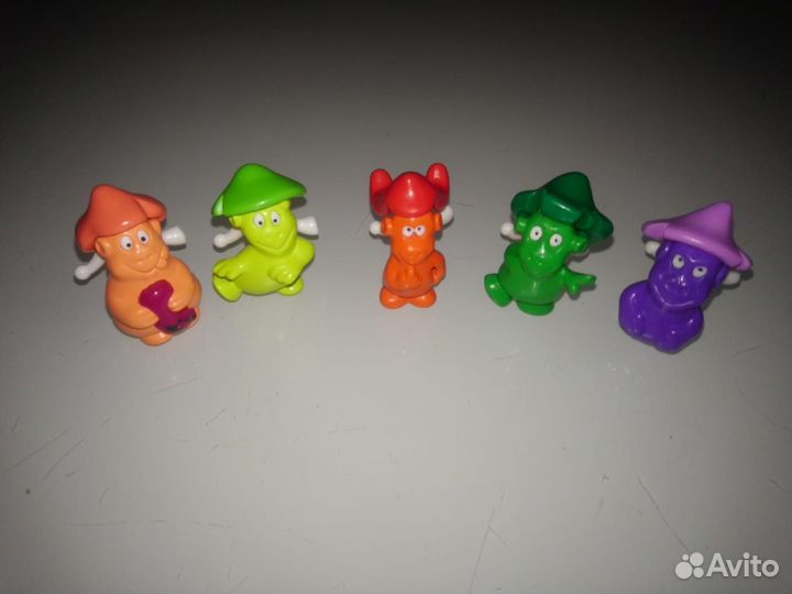 Киндер игрушки