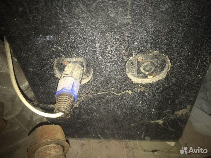 Колонка 15 дюймов 700вт