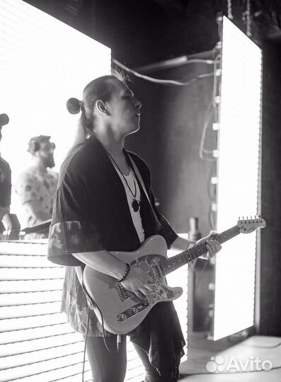 Уроки игры на гитаре/электрогитаре/укулеле