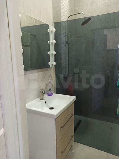 Таунхаус 300 м² на участке 10 сот.