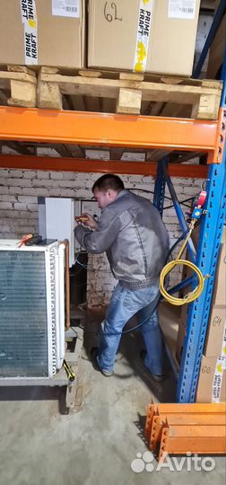 Монтаж холодильных камер