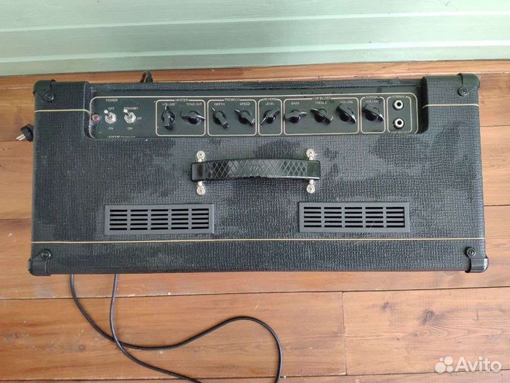 Ламповый комбоусилитель VOX AC15C1