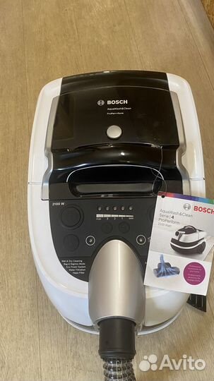 Моющий пылесос Bosch BWD421PRO