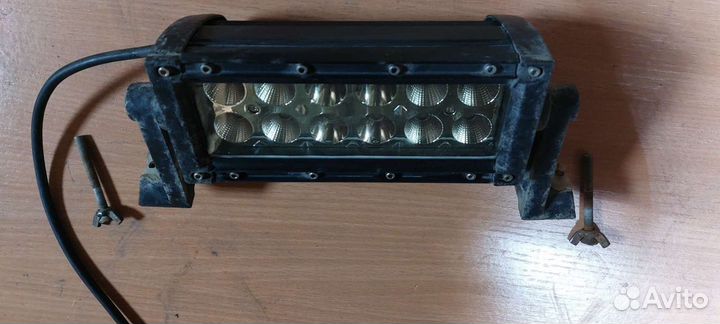 Прожектор автомобильный 36W