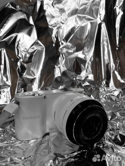 Фотоаппарат Samsung NX1000 Kit