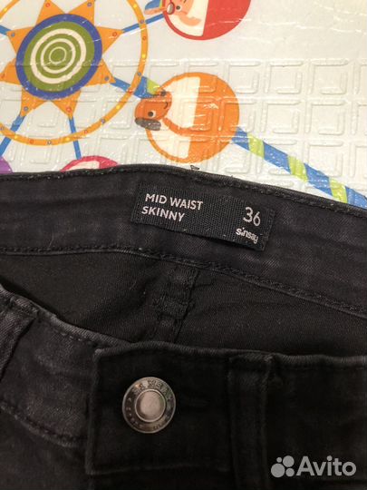Джинсы скини черные
