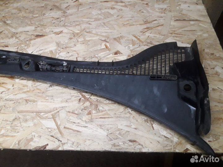 Жабо Skoda Octavia A5 BUD 2011