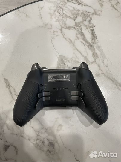 Продам Xbox Series X + комплект