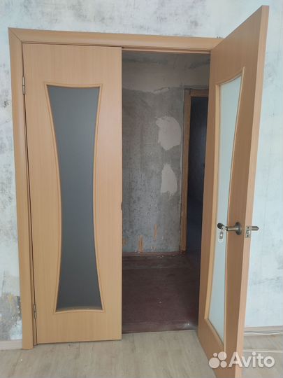 Дверь межкомнатная со стеклом