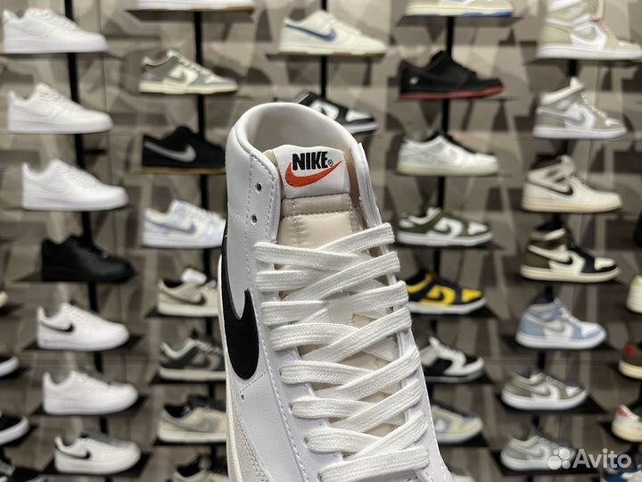 Кроссовки Nike Blazer Mid '77 Vintage White-Black