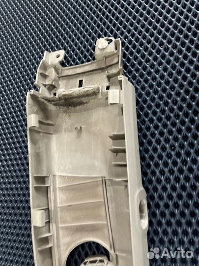 Обшивка стойки Toyota Land cruiser Prado