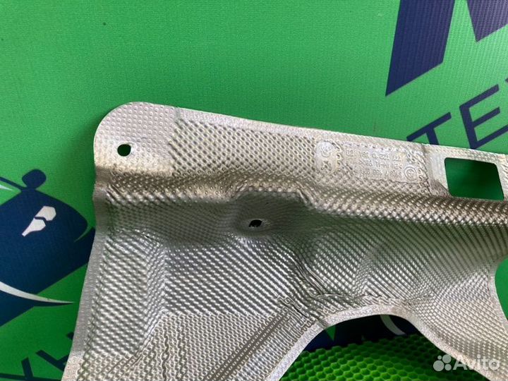 Тепловой экран Bmw X5 E70 N57D30A 2012