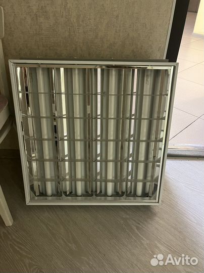 Энергосберегающий светильник Армстронг