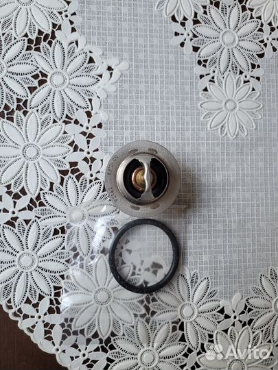 Термостат на Рено Логан