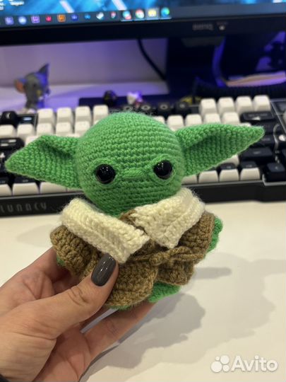Вязанная игрушка Грогу
