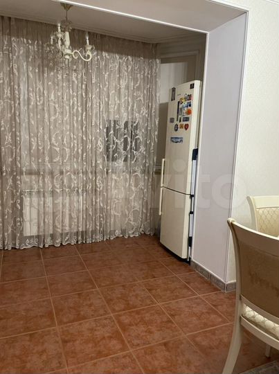 3-к. квартира, 101 м², 1/5 эт.