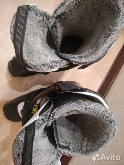 Горнолыжные ботинки