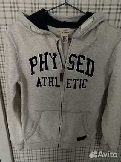 Продам детские вещи