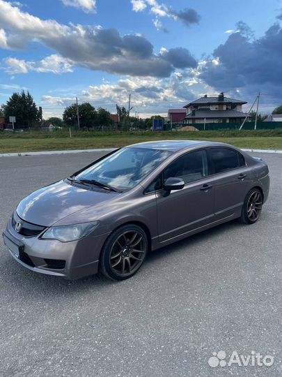 Honda Civic 1.8 МТ, 2010, 300 000 км