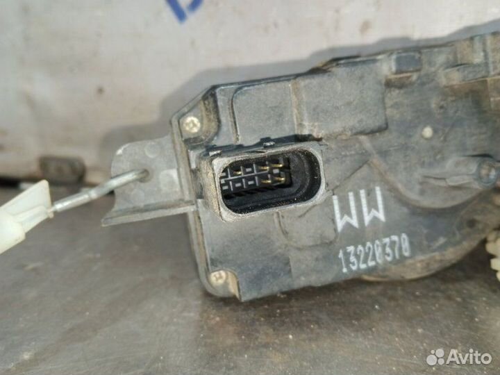 Замок двери передний правый Opel Astra H 2007