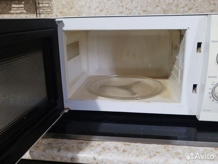 Продам микроволновую печь