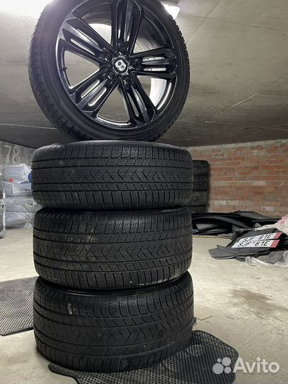 Оригинальные разноширокие Bentley Continental GT