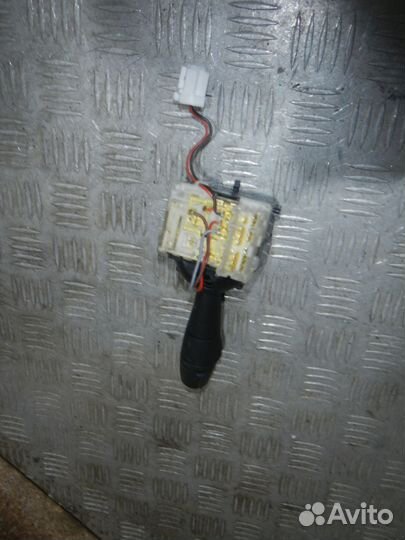 Переключатель поворотов подрулевой, ваз-lada xray