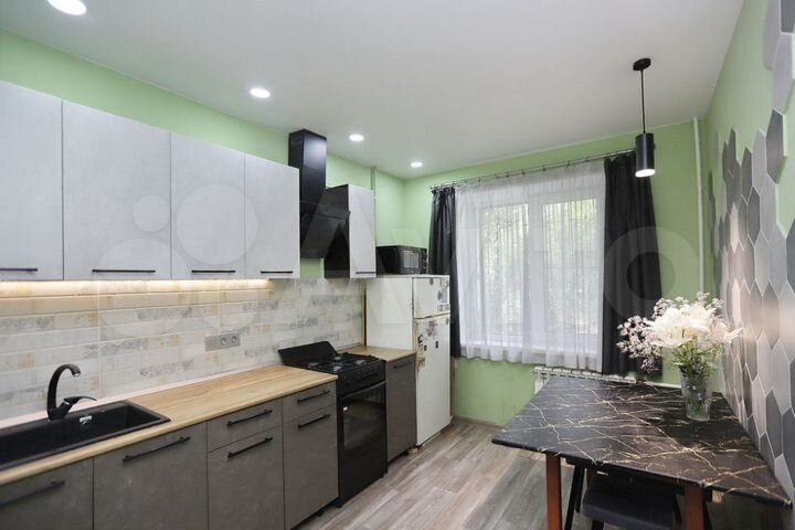 3-к. квартира, 64 м², 1/5 эт.