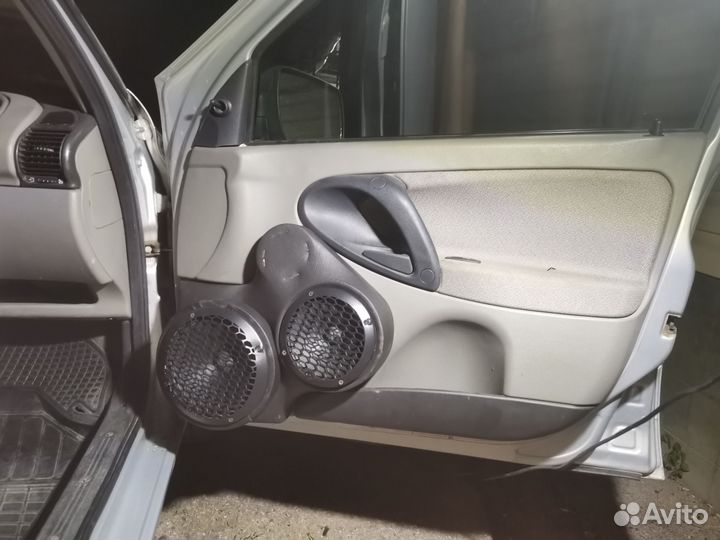 Установка автозвука