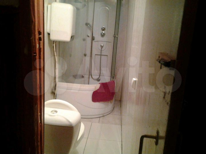 2-к. квартира, 43 м², 1/2 эт.