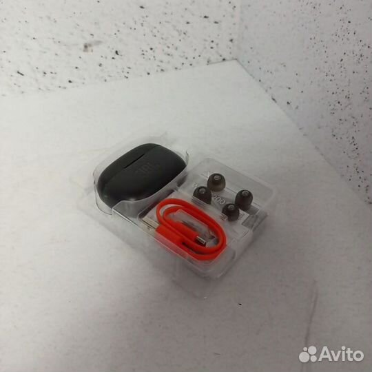 Беспроводные наушники JBL Wave 200TWS