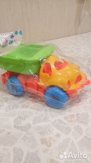 Куклы.машинки,конструктор