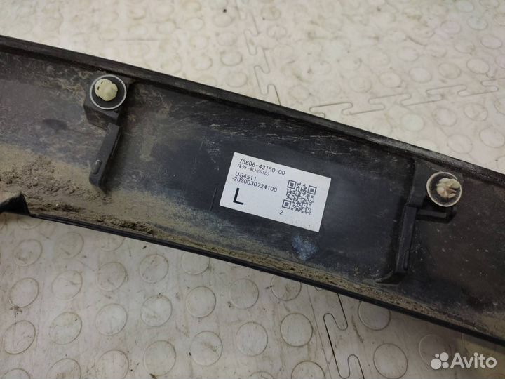 Накладка крыла задняя левая Toyota Rav4 XA50 2018