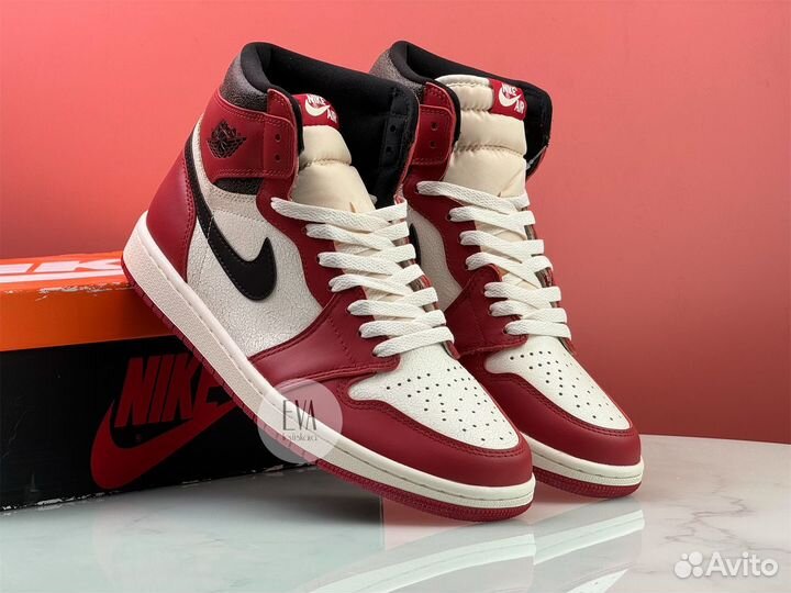 Кроссовки Nike Air Jordan 1 Retro High OG Chicago