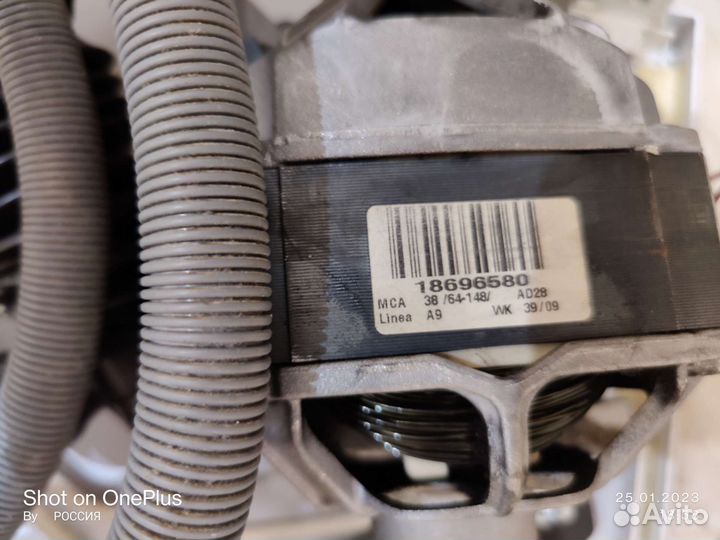 Стиральная машина бу hotpoint Ariston на запчясти