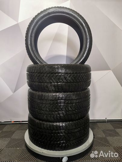 Pirelli Winter Sottozero 3 255/40 R20 и 285/35 R20 104V