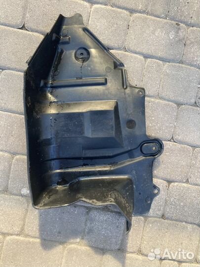 Пыльник двигателя правый nissan almera classic