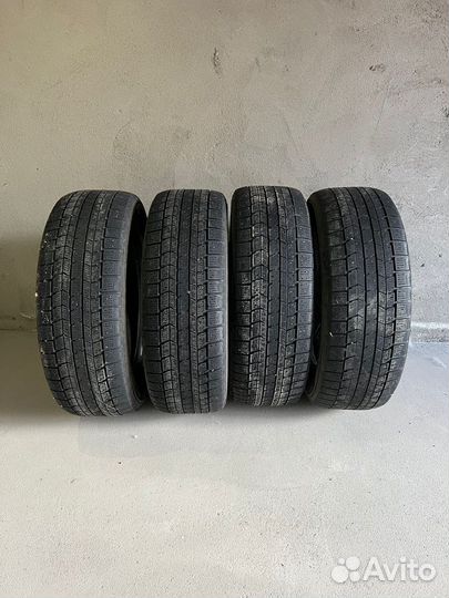 Dunlop Graspic DS3 215/60 R16