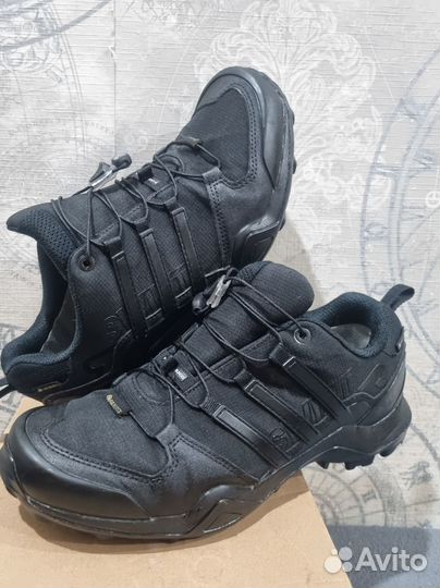 Зимние кроссовки Adidas terrex