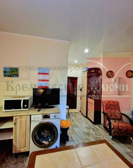 3-к. квартира, 90,3 м², 1/4 эт.