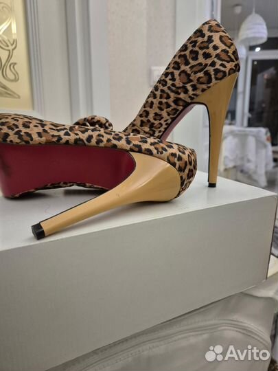 Туфли женские 39 размер