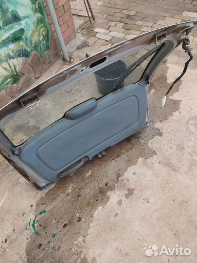 Крышка багажника KIA Rio 1