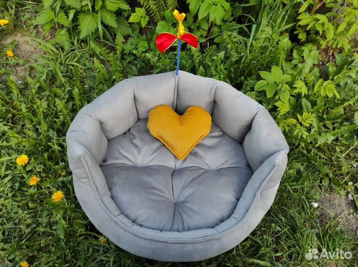 Лежанка для кошек