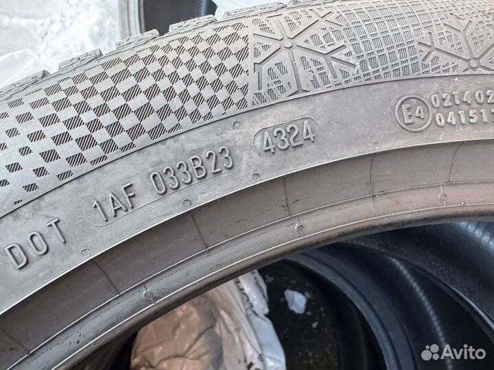 Continental WinterContact TS 860 S 295/40 R22 112V