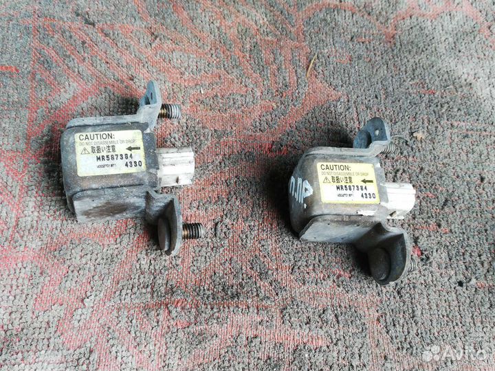 Датчик удара Митсубиси Паджеро Мини 2